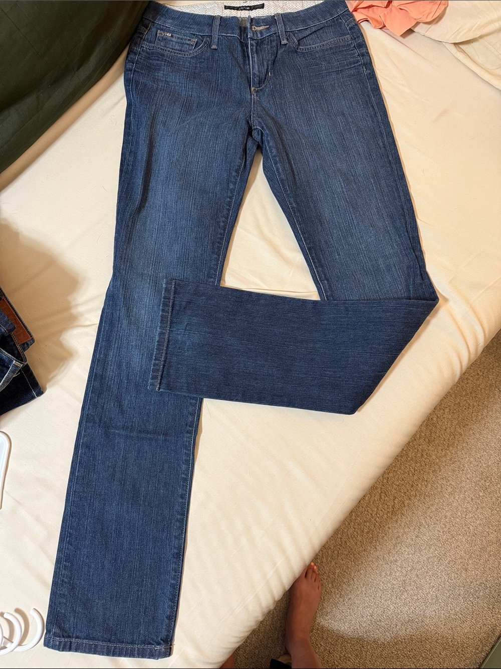 Joe's Jeans Women's Dark Indigo Straight-Leg Jeans